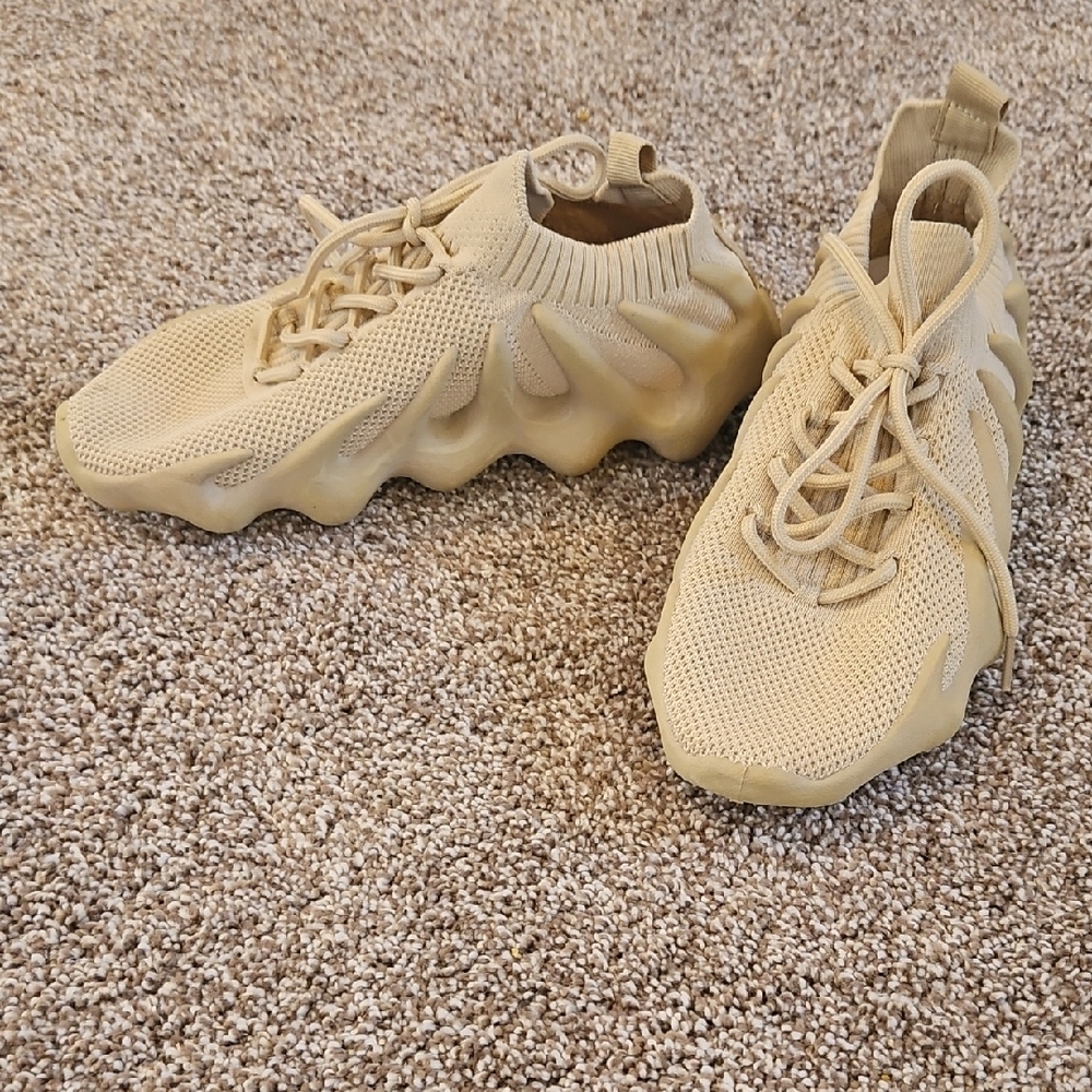 Stylish Tan Sneakers